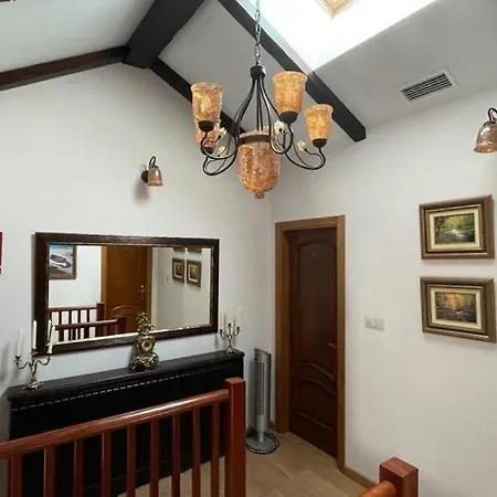 Last 12k Guest house Amenal